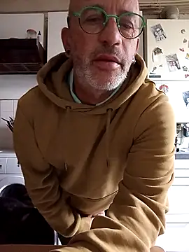 Ptitcouic online show from 18, 10, 2025