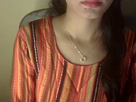 Snapshot of Shezi_N chatting on 22, 4, 2026 Shezi N online show from 22, 4, 2026
