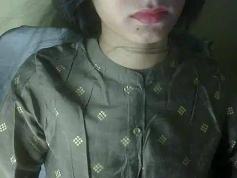 Snapshot of Shezi_N chatting on 28, 4, 2026 Shezi N online show from 28, 4, 2026