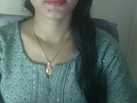 Snapshot of Shezi_N chatting on 3, 5, 2026 Shezi N online show from 3, 5, 2026