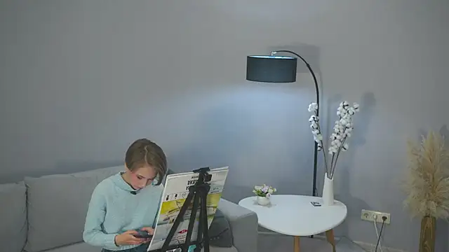 SabraDonkle online show from 19, 10, 2025
