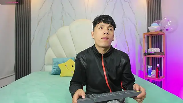 hoot booys  online show from 7, 3, 2026