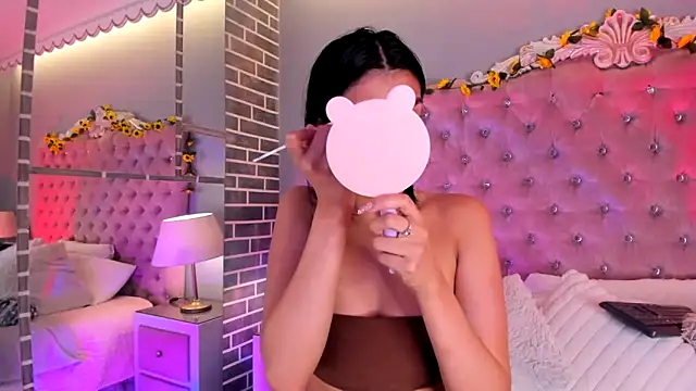 Snapshot of TanyaBello chatting on 3, 6, 2026 TanyaBello online show from 3, 6, 2026
