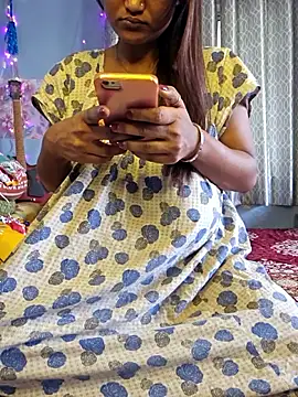 Snapshot of Desi_Maya69 chatting on 6, 6, 2026 Desi Maya69 online show from 6, 6, 2026