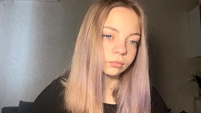 Snapshot of WrithenStub chatting on 30, 10, 2025 WrithenStub online show from 30, 10, 2025