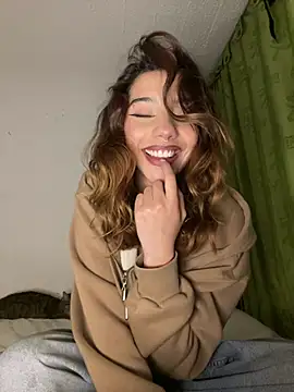 MiaaCute- online show from 19, 5, 2026