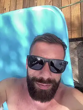 Snapshot of SuzyBaby1 chatting on 30, 11, 2025 SuzyBaby1 online show from 30, 11, 2025