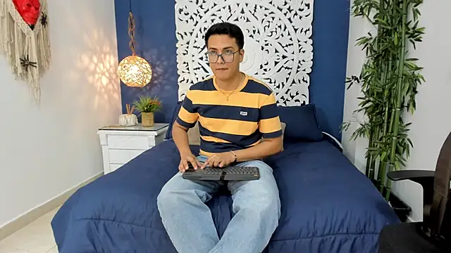 JohnBelRose online show from 25, 10, 2025