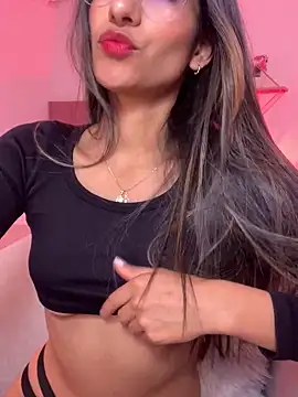 Snapshot of elegant__rouse chatting on 18, 4, 2026 elegant rouse online show from 18, 4, 2026