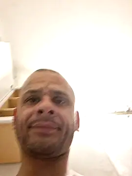 PHILUMYOURHOLES616 online show from 17, 10, 2025