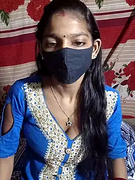 Itz Aisha   online show from 2, 12, 2025