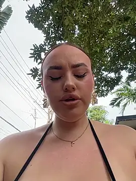 KiraSunshine online show from 20, 2, 2026