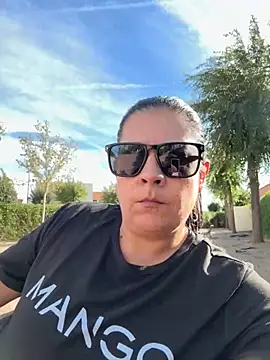 Milfs1982 online show from 20, 10, 2025