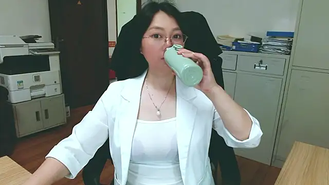 Snapshot of OL-Bai-Jie chatting on 8, 5, 2026 OL-Bai-Jie online show from 8, 5, 2026