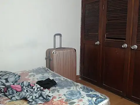  camila trans  online show from 16, 11, 2025