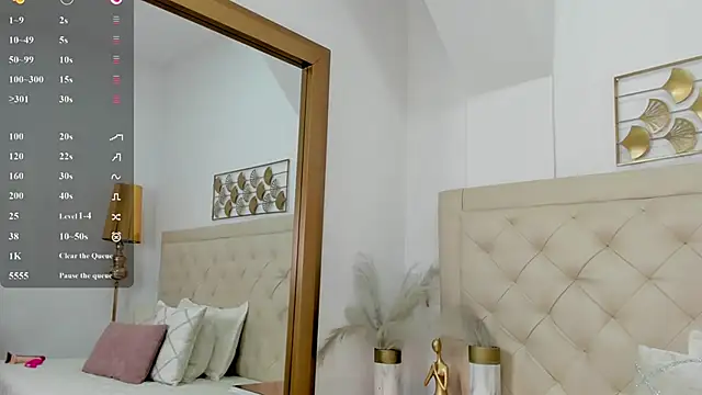 Snapshot of lucia_lorenz chatting on 7, 1, 2026 lucia lorenz online show from 7, 1, 2026