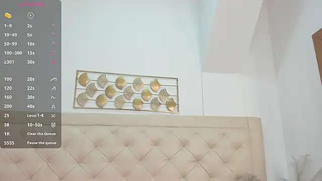 Snapshot of lucia_lorenz chatting on 19, 1, 2026 lucia lorenz online show from 19, 1, 2026