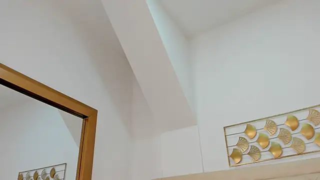 Snapshot of lucia_lorenz chatting on 5, 2, 2026 lucia lorenz online show from 5, 2, 2026