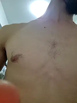 Snapshot of 16enes16 chatting on 25, 10, 2025 16enes16 online show from 25, 10, 2025