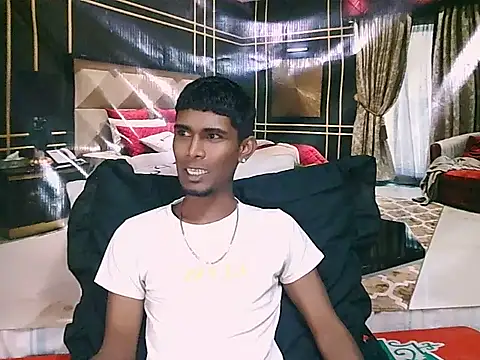 Snapshot of IndianThuggin chatting on 4, 7, 2026 IndianThuggin online show from 4, 7, 2026