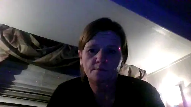 EazyEMLXL online show from 25, 10, 2025