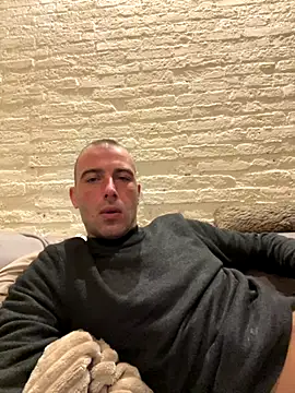 Rotteei1 online show from 19, 10, 2025