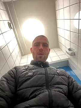 Rotteei1 online show from 3, 11, 2025