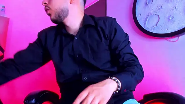 mike 257 online show from 26, 3, 2026