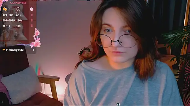 Snapshot of fairy_tara chatting on 27, 5, 2026 fairy tara online show from 27, 5, 2026
