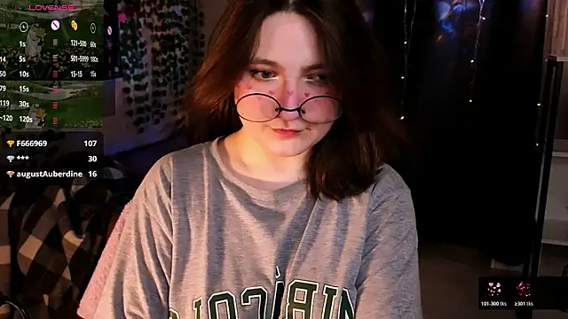 Snapshot of fairy_tara chatting on 8, 6, 2026 fairy tara online show from 8, 6, 2026