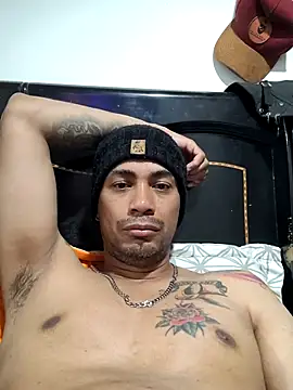 Snapshot of Michell85 chatting on 3, 11, 2025 Michell85 online show from 3, 11, 2025