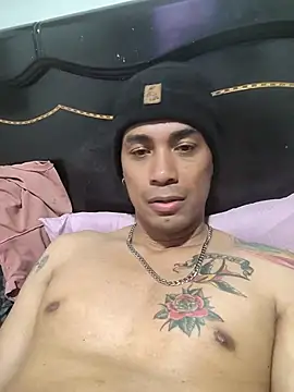 Snapshot of Michell85 chatting on 9, 11, 2025 Michell85 online show from 9, 11, 2025