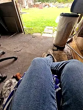 bbyxklaus online show from 21, 10, 2025