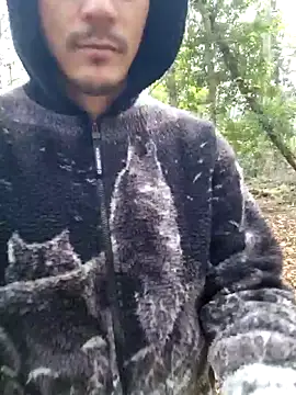 bbyxklaus online show from 8, 11, 2025