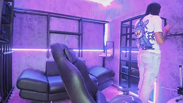 ArohomLester online show from 8, 1, 2026