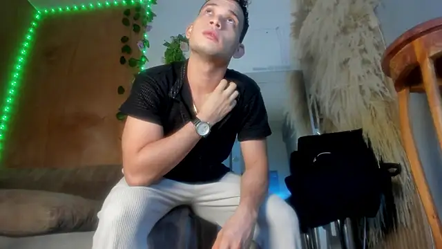 Snapshot of Jax_Thunder chatting on 14, 2, 2026 Jax Thunder online show from 14, 2, 2026