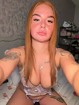 Snapshot of Ellieskyyee1 chatting on 6, 5, 2026 Ellieskyyee1 online show from 6, 5, 2026