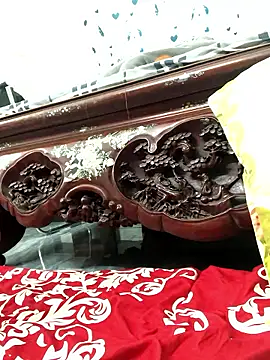 HinayLa online show from 9, 1, 2026