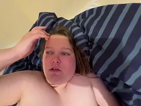 Scarletcum22 online show from 4, 4, 2026