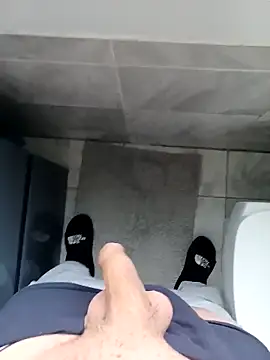 Snapshot of Imyourguy2025 chatting on 8, 11, 2025 Imyourguy2025 online show from 8, 11, 2025