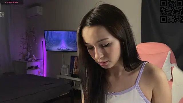 ella simons online show from 21, 11, 2025