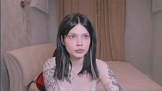 KeepMeOut online show from 21, 10, 2025