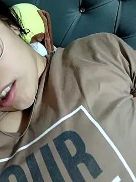 Thais jhadav online show from 23, 10, 2025