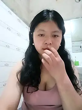 Snapshot of lisa-bae00 chatting on 14, 2, 2026 lisa-bae00 online show from 14, 2, 2026