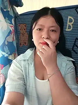 Snapshot of lisa-bae00 chatting on 5, 4, 2026 lisa-bae00 online show from 5, 4, 2026