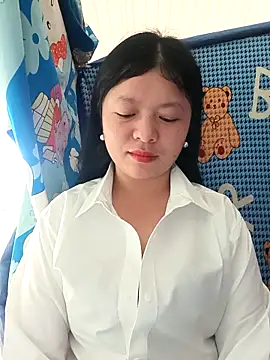 Snapshot of lisa-bae00 chatting on 9, 4, 2026 lisa-bae00 online show from 9, 4, 2026
