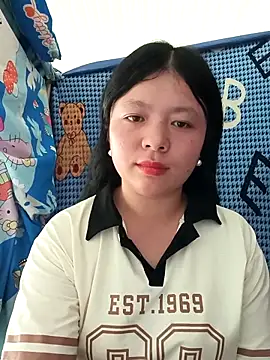 Snapshot of lisa-bae00 chatting on 13, 4, 2026 lisa-bae00 online show from 13, 4, 2026