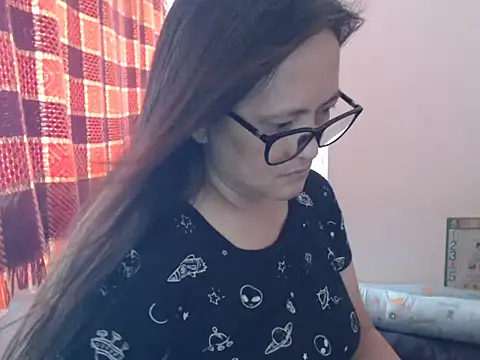 Kinkybela2025 online show from 27, 5, 2026