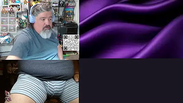 Snapshot of geekycastillo chatting on 19, 7, 2026 geekycastillo online show from 19, 7, 2026