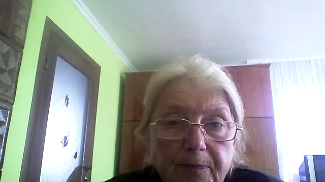 AmyLove353 online show from 6, 3, 2026